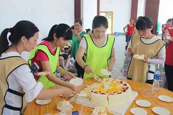 為6、7月生日員工慶生