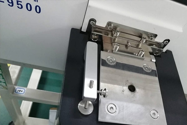 全譜直讀光譜儀的激發(fā)臺(tái) 全譜直讀光譜儀的激發(fā)臺(tái)